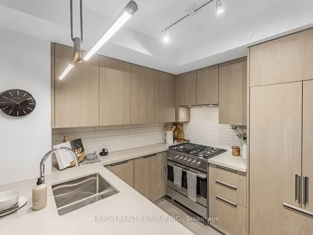 Additional image 2 of 160 Kingsway Cres Unit 101