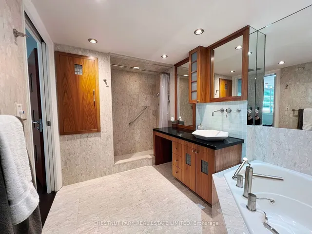 Additional image 34 of 5 Rosehill Ave Unit 819