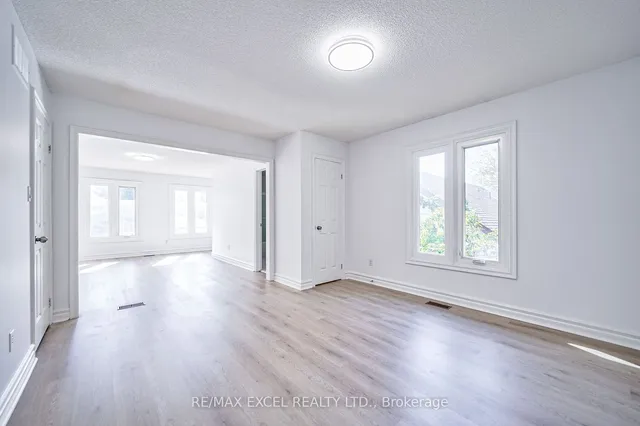 Additional image 26 of 66 Dempster St