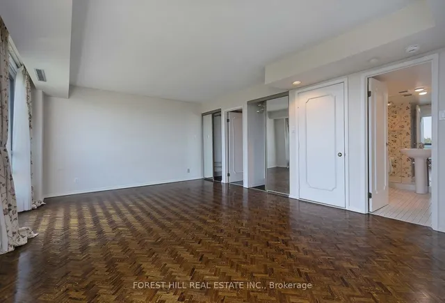 Additional image 19 of 449 Walmer Rd Unit 902