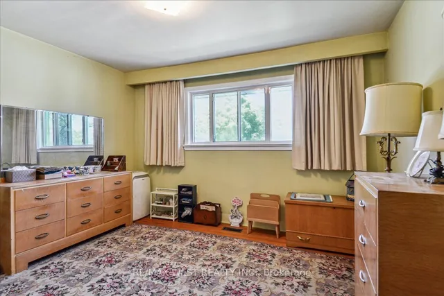 Additional image 5 of 33 Warnica Ave