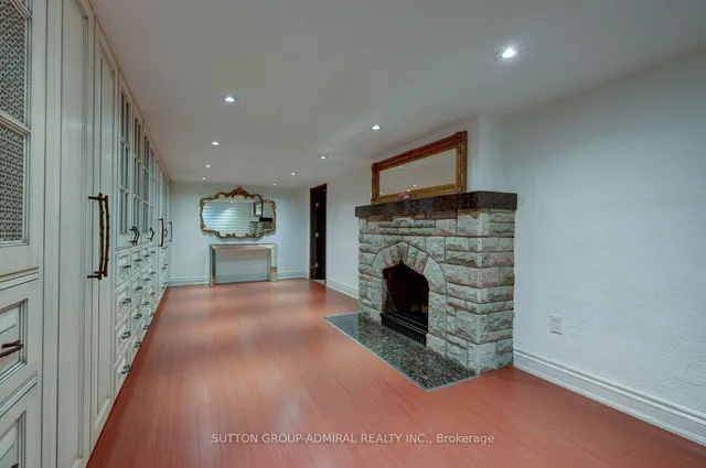 Additional image 30 of 300 Hendon Ave