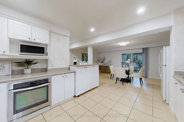 Additional image 8 of 219 Dunview Ave