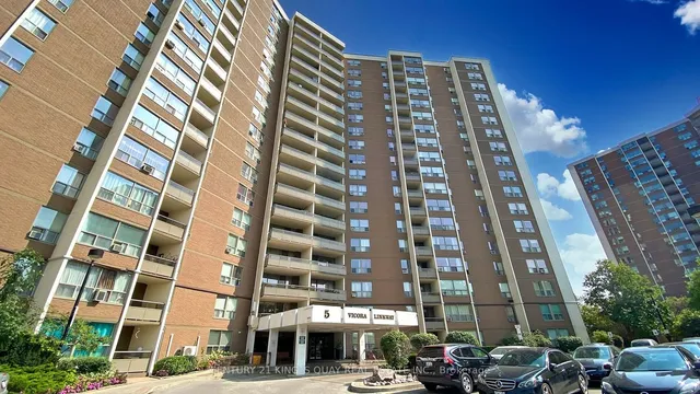 5 Vicora Linkway Unit 303