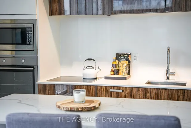 Additional image 8 of 10 York St Unit 3303