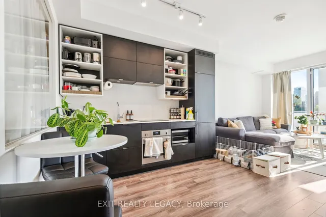 Additional image 11 of 20 Edward St Unit 2213