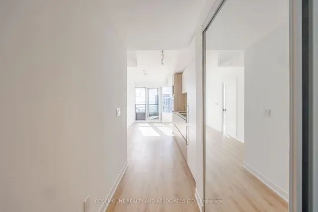 Additional image 7 of 319 Jarvis St Unit 5016