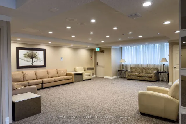 Additional image 25 of 40 Richview Rd Unit 802