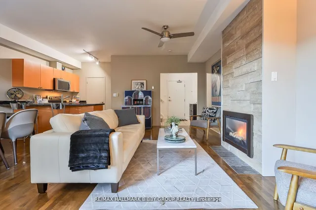 Additional image 4 of 500 Richmond St Unit 315