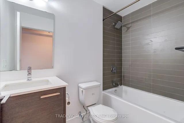 Additional image 14 of 630 Queen St Unit 308