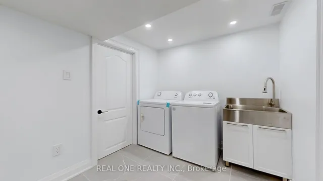 Additional image 38 of 29 Corning Rd