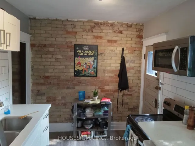 Additional image 21 of 256 Woodbine Ave