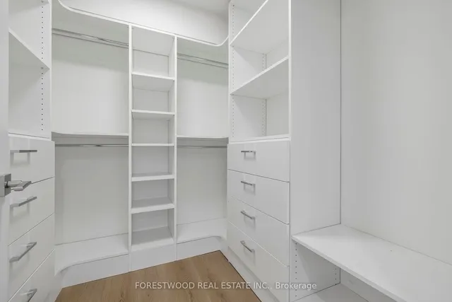 Additional image 18 of 40 Richview Rd Unit 1505