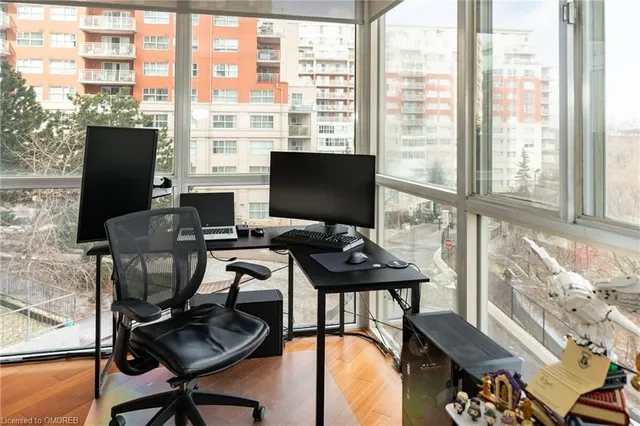 Additional image 6 of 7 Concorde Pl Unit 212