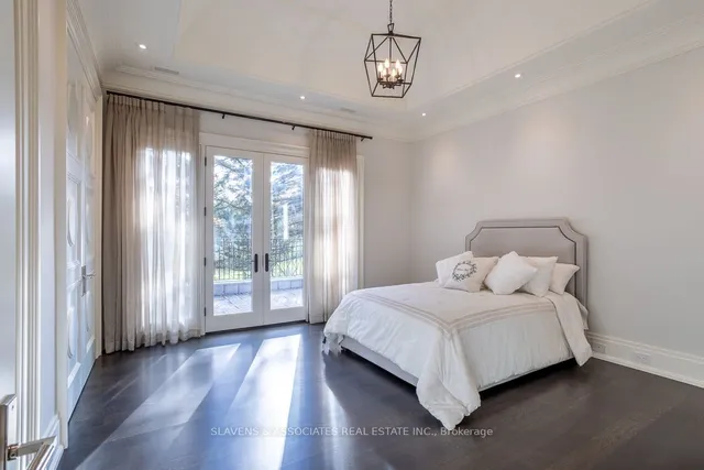 Additional image 29 of 15 Tudor Gate