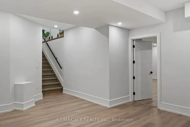 Additional image 36 of 251 Kennedy Rd