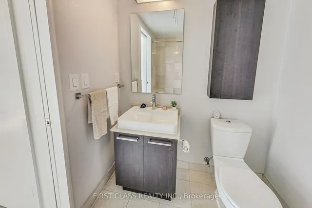 Additional image 16 of 12 York St Unit 2003