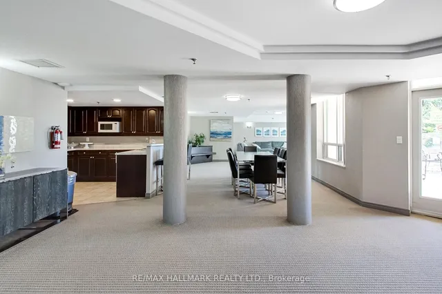 Additional image 30 of 1733 Queen St Unit 220