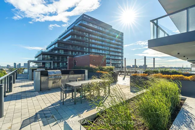 Additional image 31 of 33 Frederick Todd Way Unit 1001