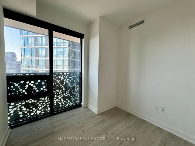 Additional image 28 of 55 Charles St Unit 4105