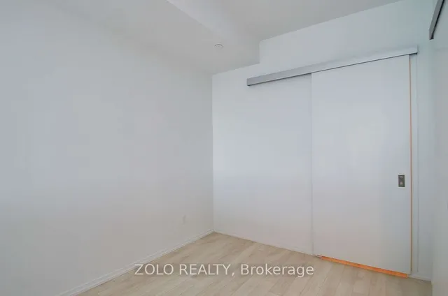 Additional image 10 of 197 Yonge St Unit 5611