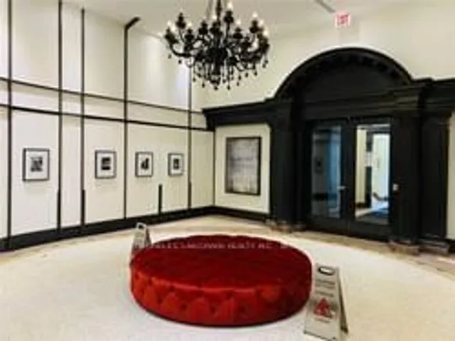 Additional image 3 of 197 yonge St Unit 1611