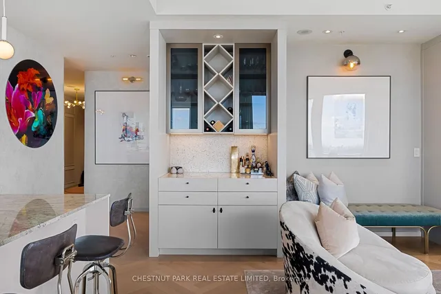 Additional image 5 of 180 University Ave Unit 5203