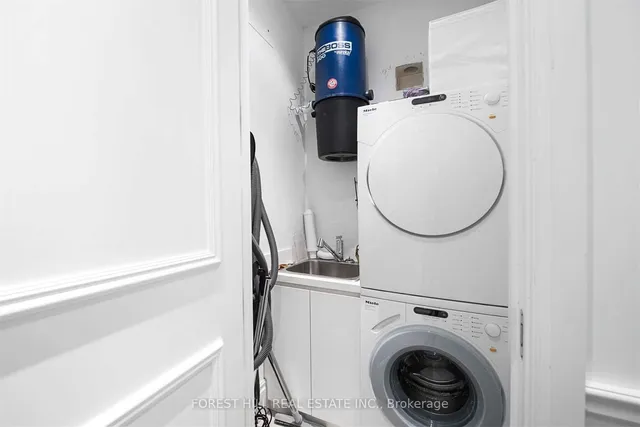 Additional image 6 of 311 Bay St Unit 4202