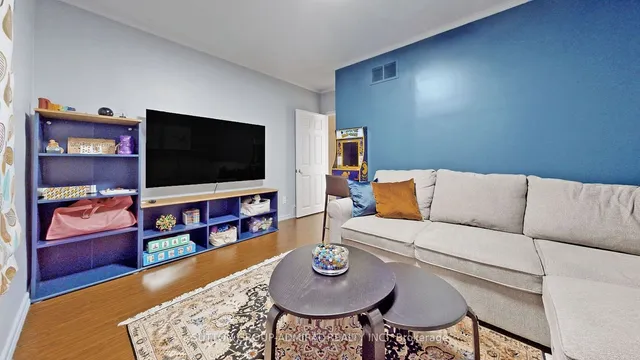 Additional image 25 of 114 Lord Seaton Rd