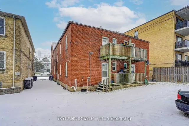 Additional image 31 of 996-998 Avenue Rd