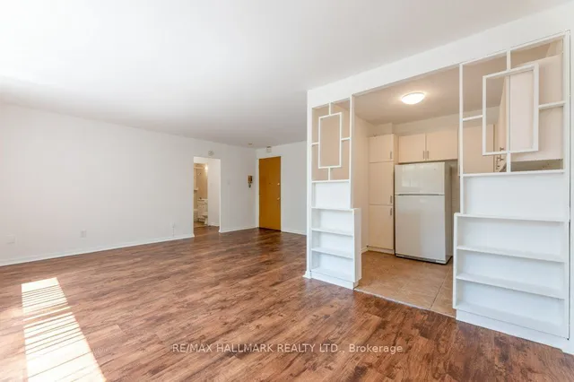 Additional image 5 of 53 Neptune Dr Unit 2