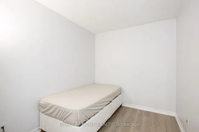 Additional image 18 of 763 Bay St Unit 1006