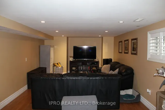 Additional image 21 of 76 Stavely Cres