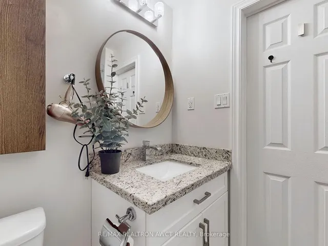 Additional image 18 of 26 Greyhound Dr