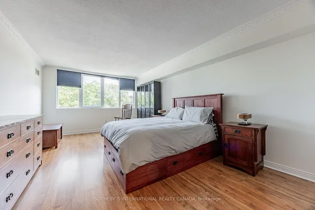 Additional image 14 of 256 Jarvis St Unit 3B