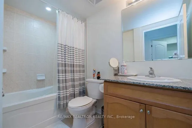 Additional image 15 of 10 Mendelssohn St Unit 311