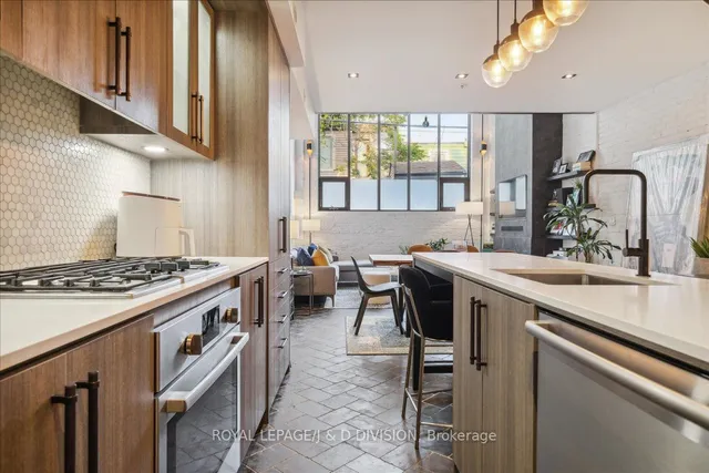 Additional image 17 of 50 Bartlett Ave Unit TH 8