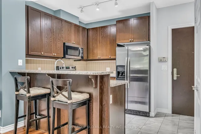 Additional image 11 of 1135 Royal York Rd Unit 214