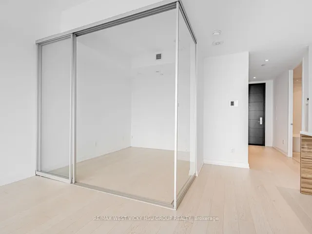 Additional image 18 of 488 University Ave Unit 5302