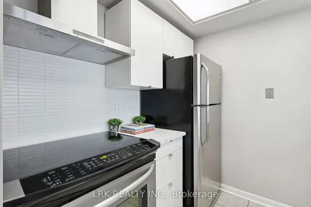 Additional image 16 of 101 Subway Cres Unit 308