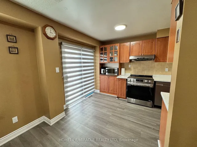 Additional image 20 of 131 Plumrose Ptwy