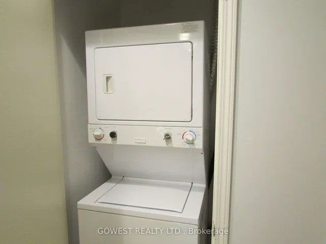 Additional image 20 of 410 Queens Quay Unit 310