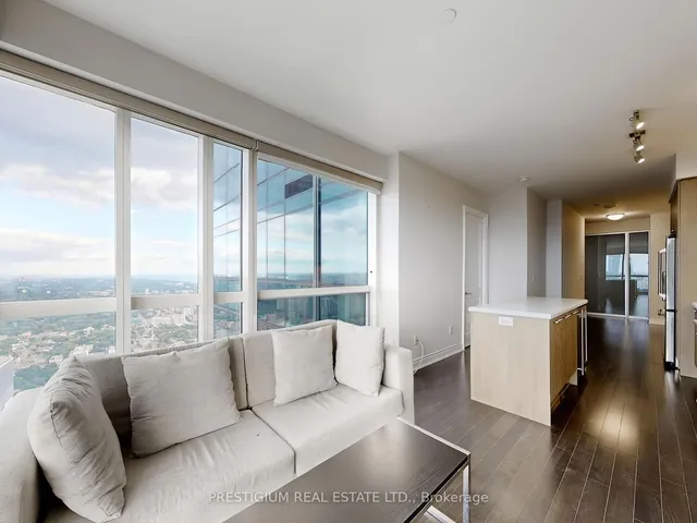 Additional image 9 of 388 Yonge St Unit 6901