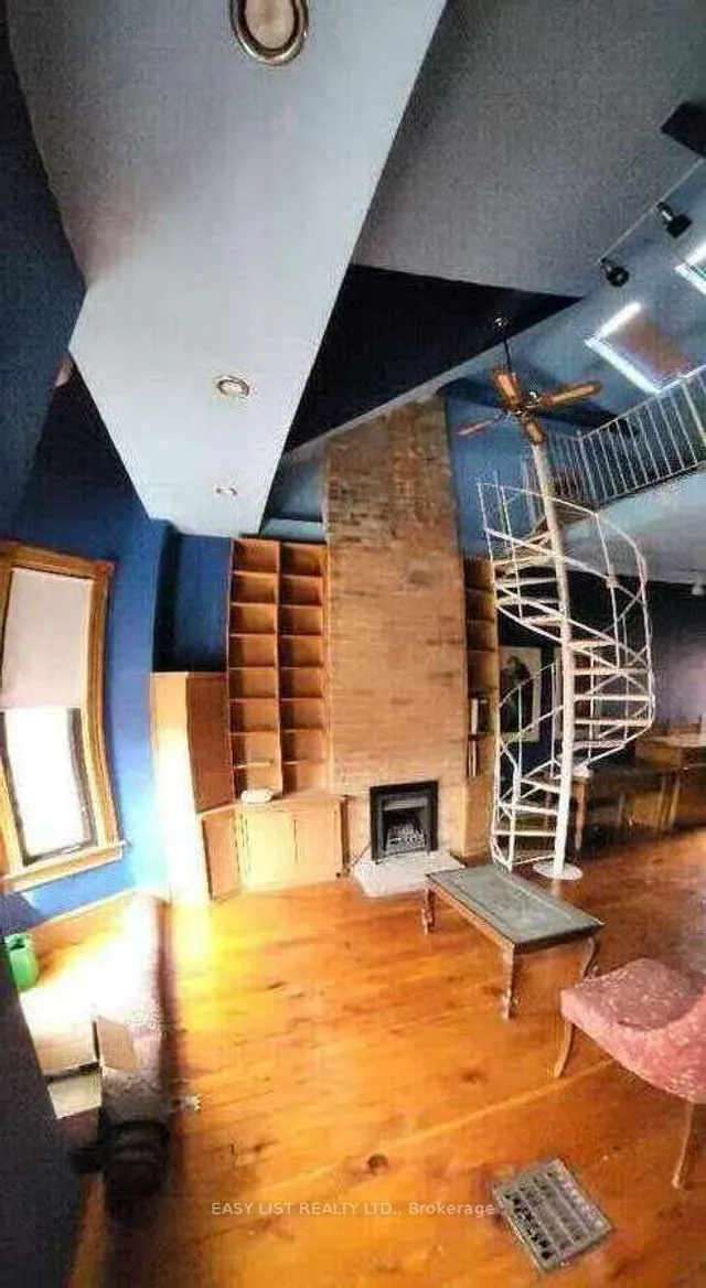 Additional image 14 of 33 Clinton St