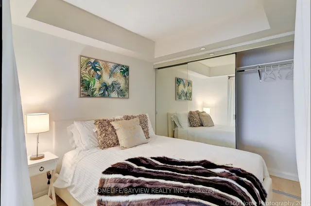 Additional image 8 of 155 Yorkville Ave Unit 1918