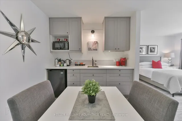 Additional image 23 of 1568 Dundas St