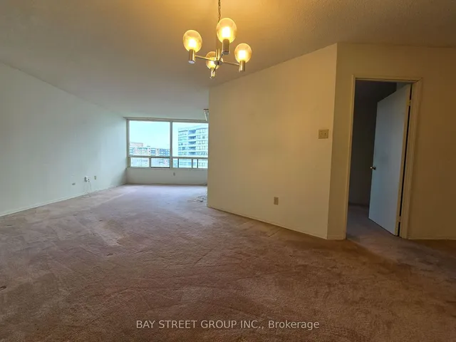 Additional image 7 of 300 Alton Towers Circ Unit 1609