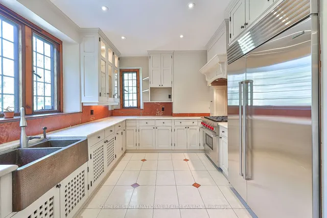 Additional image 20 of 372 Old Yonge St