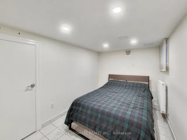 Additional image 31 of 1652 Dufferin St