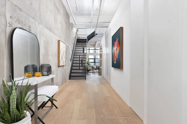 Additional image 5 of 90 Sumach St Unit 702